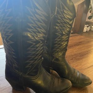 Cowboy boots women size 7